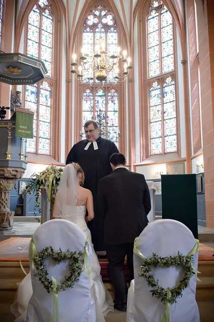 Ev.Pfarrkirche Zum Heiligen Blut in Armsheim - Hochzeit