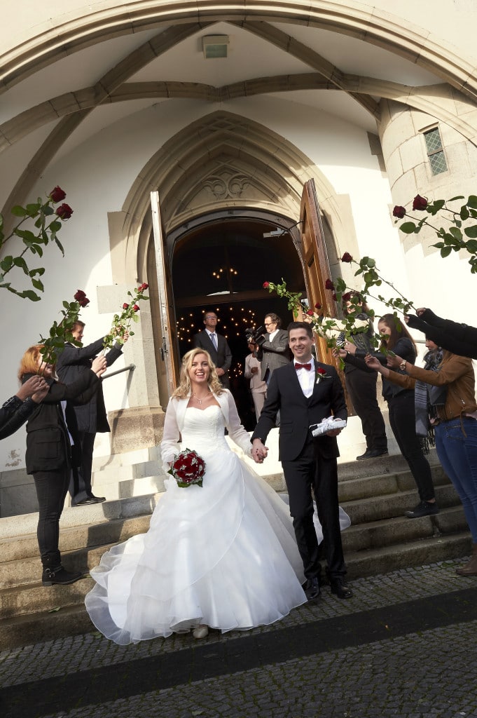 Real Wedding Story Verena Michael Auszug Kirche