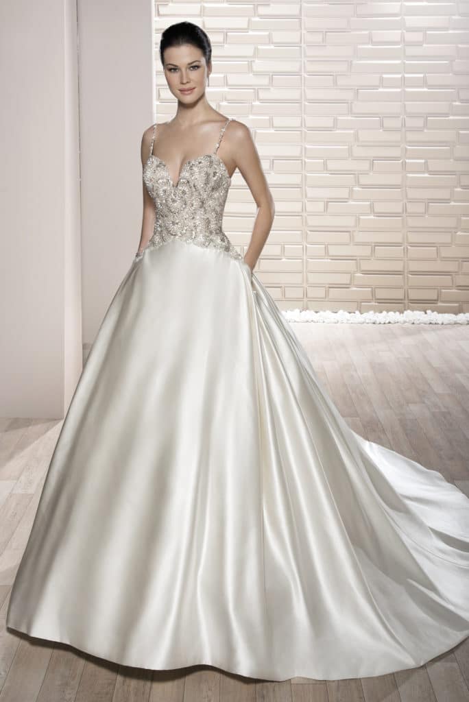 Demetrios Brautkleid