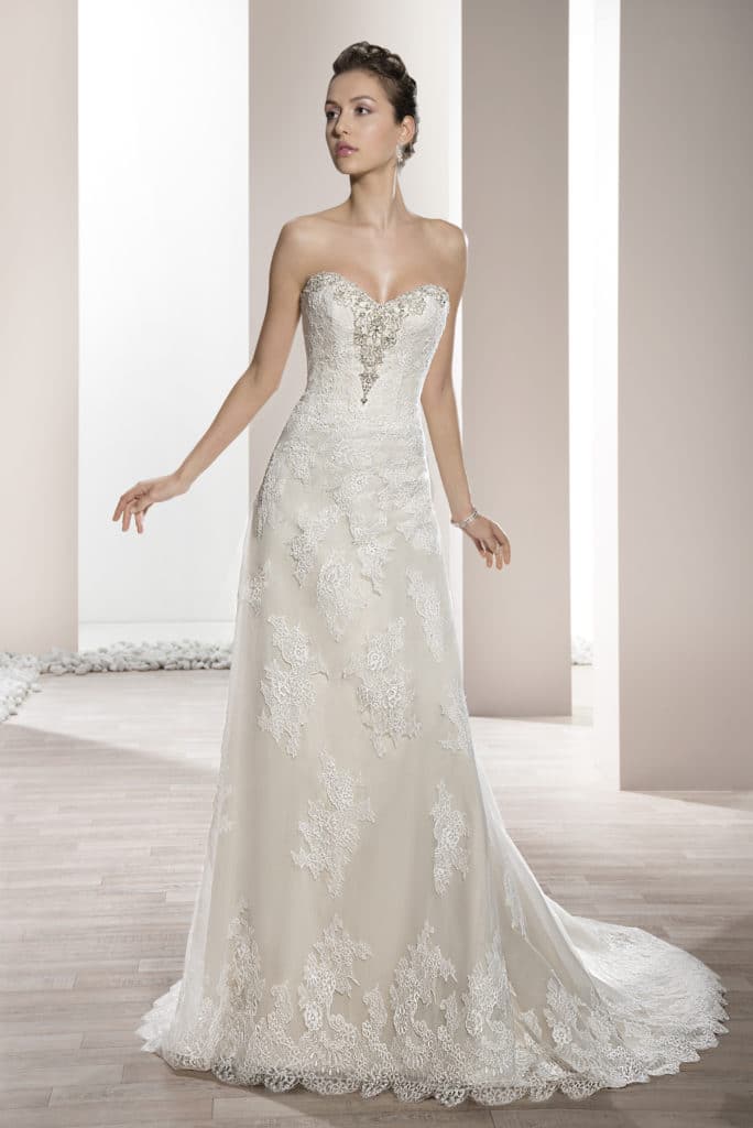 Demetrios Brautkleid