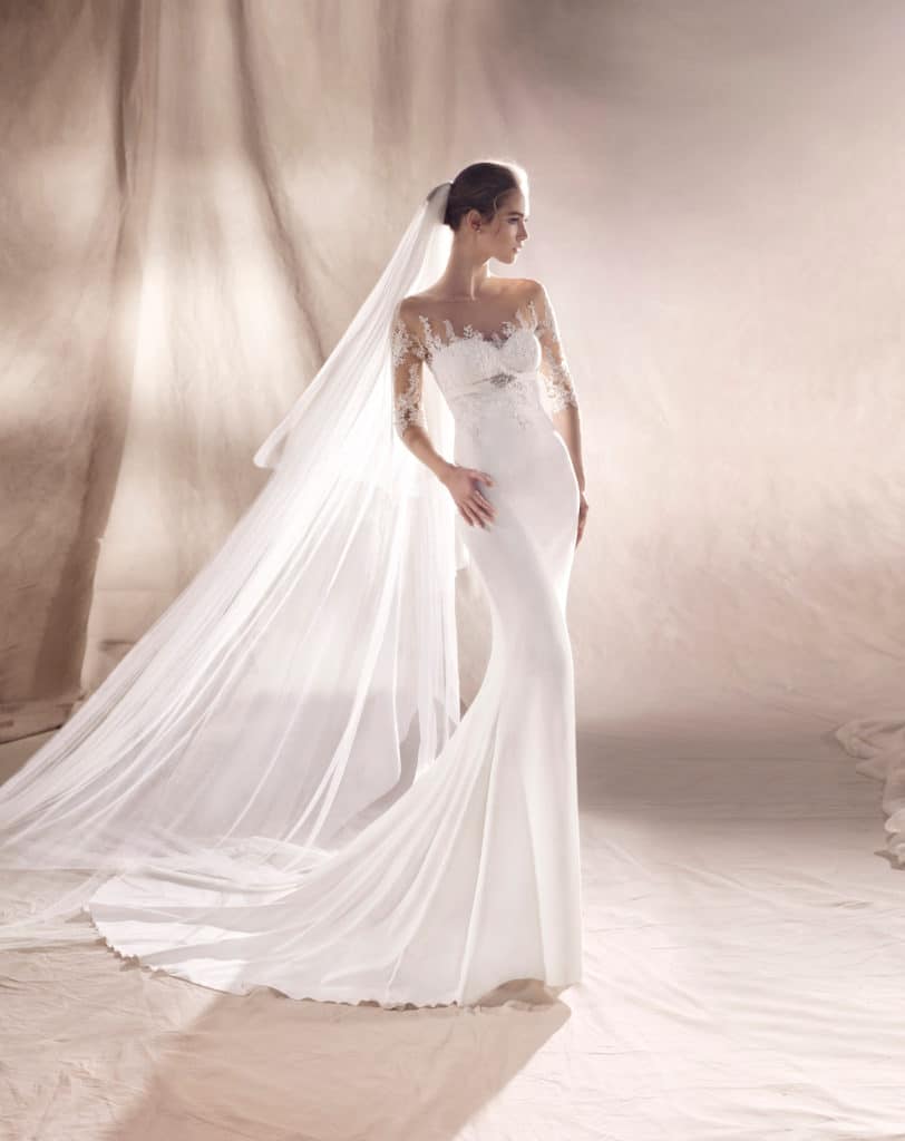 White One Brautkleid
