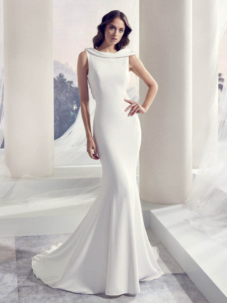 Slim Brautkleid