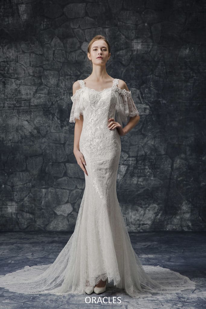 Brautkleid Flatterärmel