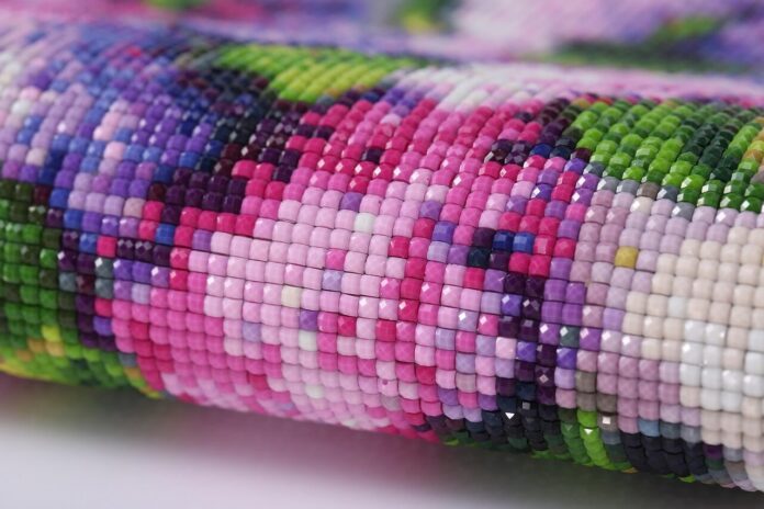 Photo by Diamond-embroidery resin, flower, diamond, round, painting, embroidery, mosaic, gift, decoration, accessories